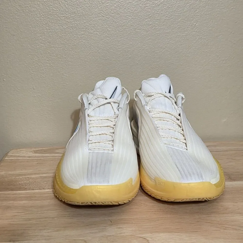 Nike lightly used